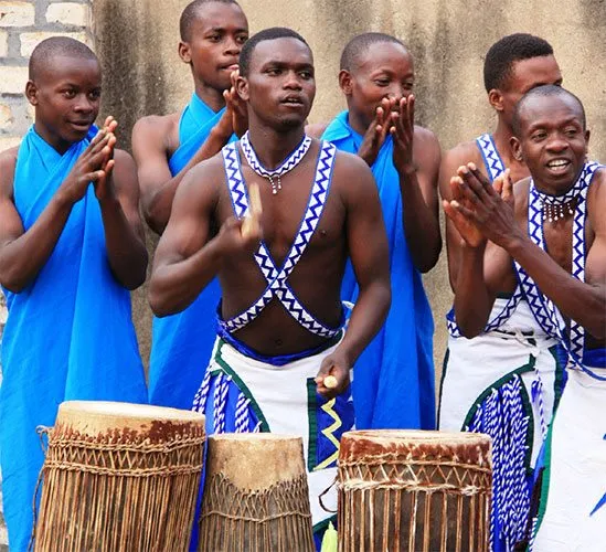 Traditional Drumming & Dancing - Kinigi